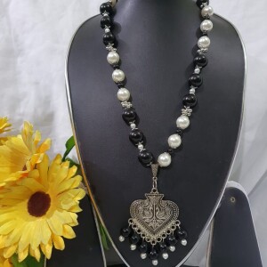 Pearl/Moti Necklace/Mala with Earrings/ Metal pendent necklace